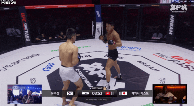 오늘자 한국 격투기 선수의 미친 UFC 데뷔전 ㄷㄷ...GIF